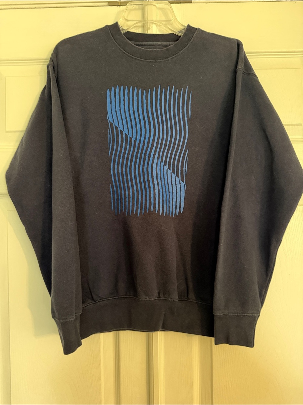 Men's Vestige Navy Blue Crewneck Sweatshirt with Blue Graphic